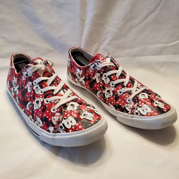 Disney Minnie Mouse Shoes Women Size 10 Fashion Red Minnie Pattern Casual Flats - Picture 2 of 9